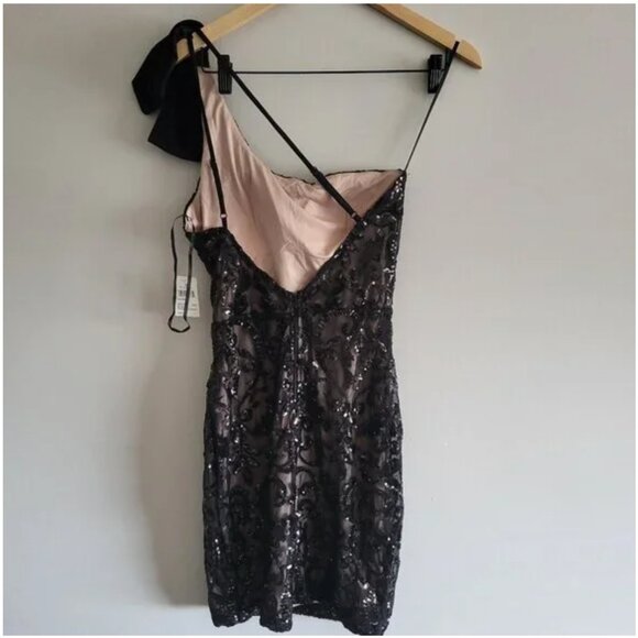 Windsor Allison One-Shoulder Velvet Bow Sequin Mini Dress Size Medium - Picture 5 of 7